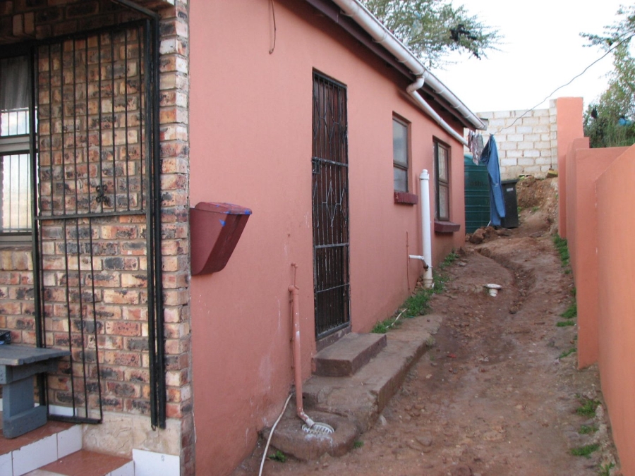 3 Bedroom Property for Sale in Khayamnandi Eastern Cape